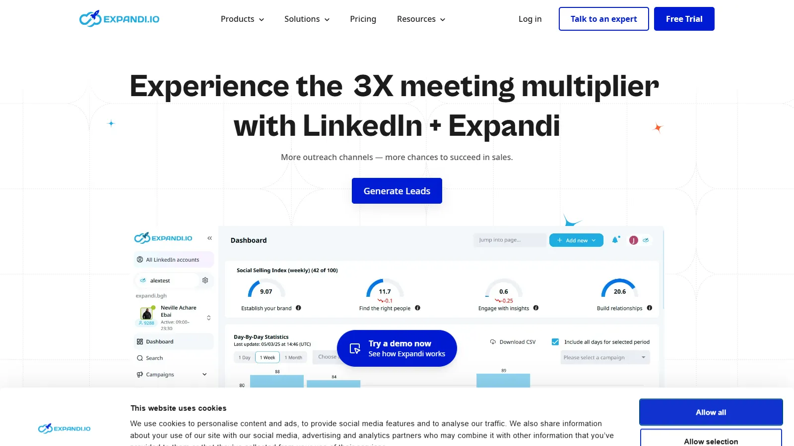 Expandi campaign builder showing smart sequences, personalization tokens, and safety settings